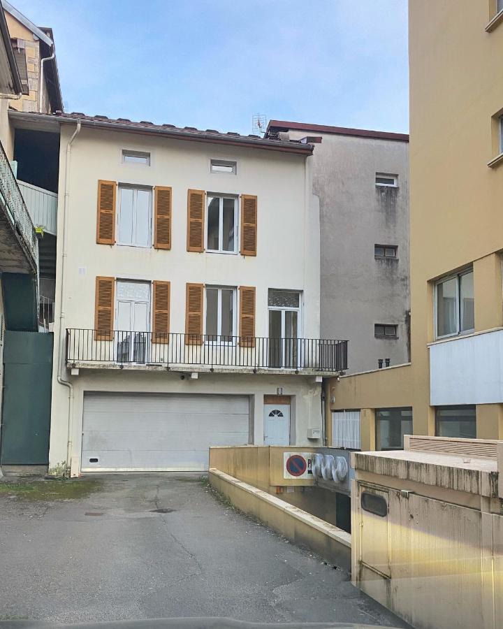 Maison Lamartine - Plein Centre-Ville Avec Garage & Jeux Saint-Claude Esterno foto
